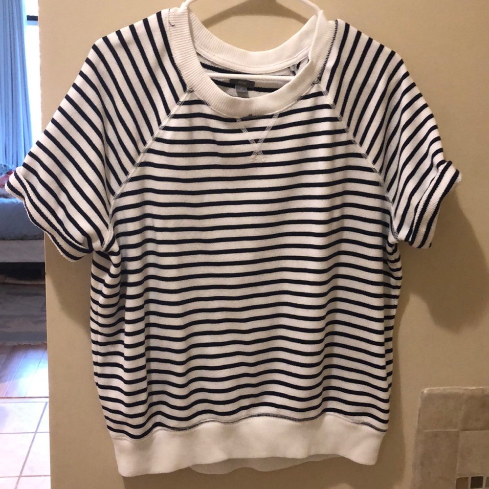 Striped short sleeve sweater